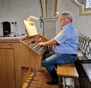 2026 07 26 Organist Thomas Schlosser An Der Schlaad Orgel Bei Konzert