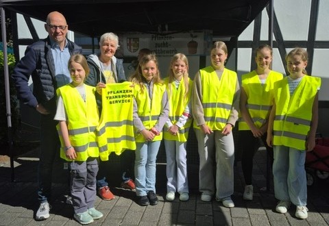 Team Pflanzentransportservice Foto Petra Eul Orthen Team Pflanzentransportservice Foto Petra Eul Orthen